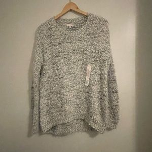 So grey sweater with tags size M